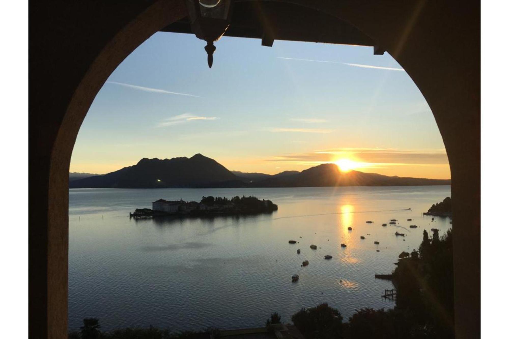 Pandora View - Happy Stresa